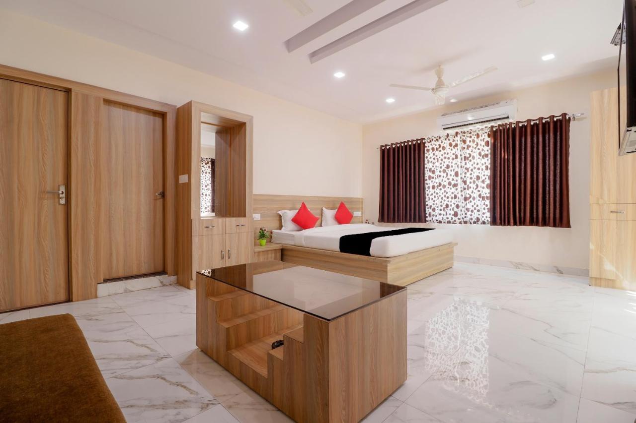 Capital O 63158 Hotel Om Sai Ram Chhatarpur Ngoại thất bức ảnh